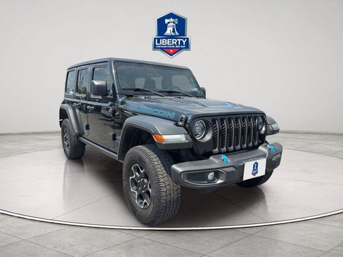 Used 2023 Jeep Wrangler Unlimited Rubicon 4xe w/ Cold Weather Group AWD/4WD image 16