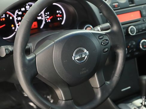 Used 2010 Nissan Altima 2.5 S FWD image 16
