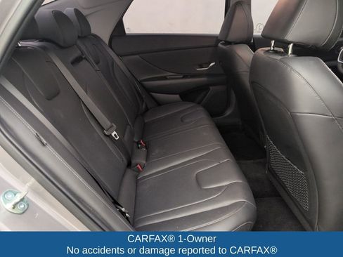 Used 2024 Hyundai Elantra Limited image 19