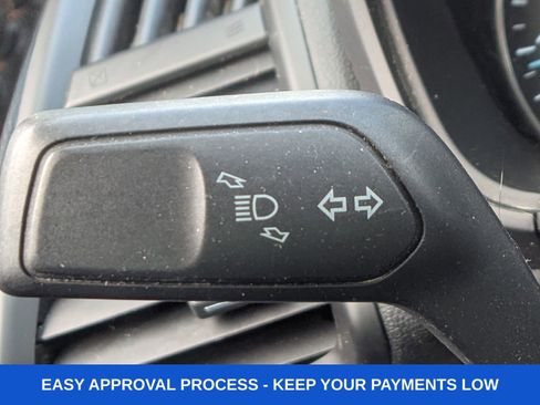 Used 2021 Ford EcoSport SE w/ SE Appearance Package image 29