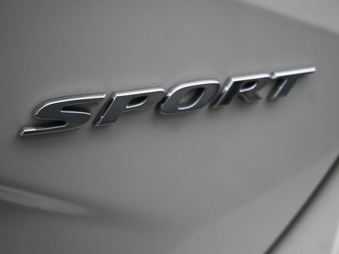 Used 2024 Honda Civic Sport image 13