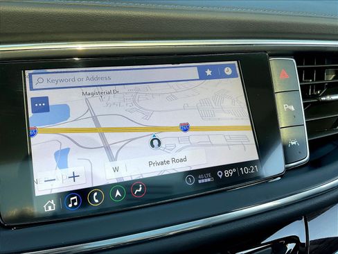 Used 2020 Buick Enclave Premium w/ Sun and Sites Package FWD image 39