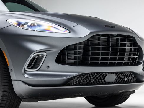 Used 2022 Aston Martin DBX AWD/4WD image 17