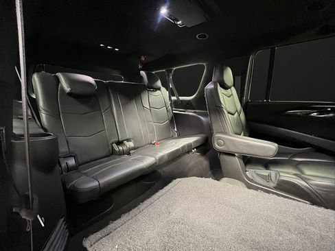 Used 2015 Cadillac Escalade ESV Platinum AWD/4WD image 20