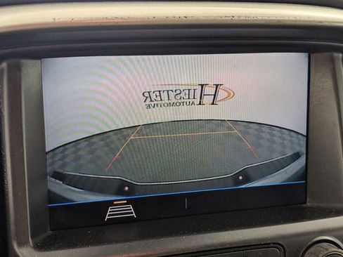 Used 2022 Chevrolet Colorado LT w/ Fleet Safety Package image 20