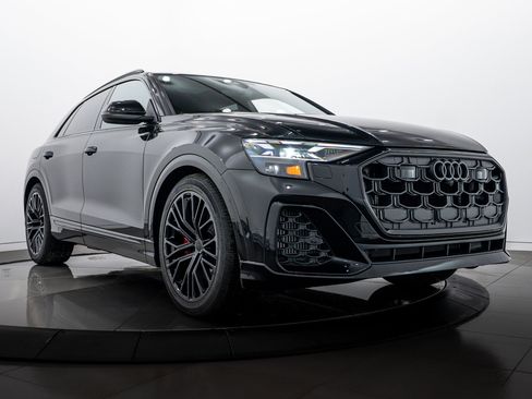 New 2026 Audi SQ8 Prestige image 1