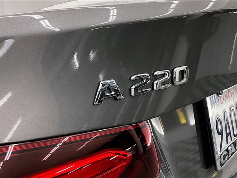 Certified 2022 Mercedes-Benz A 220 image 32