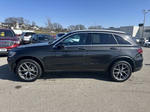 Used 2022 Mercedes-Benz GLC 300 GLC 300 image 6