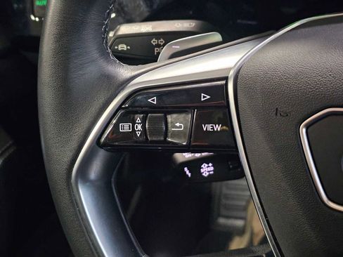Used 2023 Audi e-tron Premium Plus w/ Premium Plus Package image 27