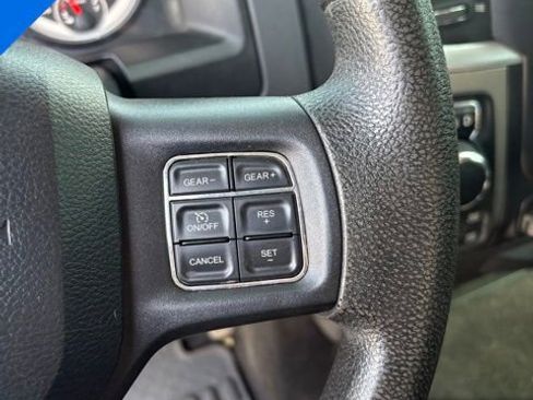 Used 2014 RAM 1500 Classic SLT AWD/4WD image 15