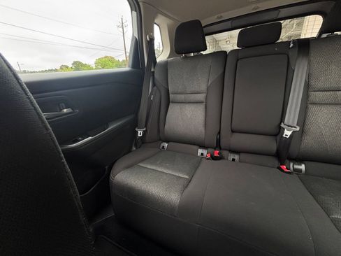 Used 2025 Nissan Rogue SV image 41