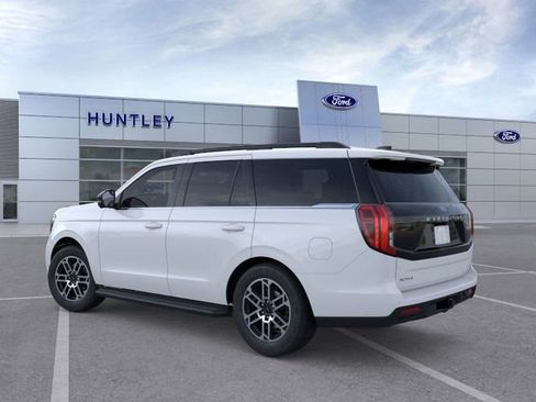 New 2025 Ford Expedition Active image 4