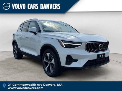 New 2025 Volvo XC40 B5 Plus w/ Protection Package Premier
