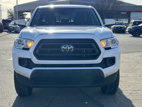 Used 2023 Toyota Tacoma SR image 2