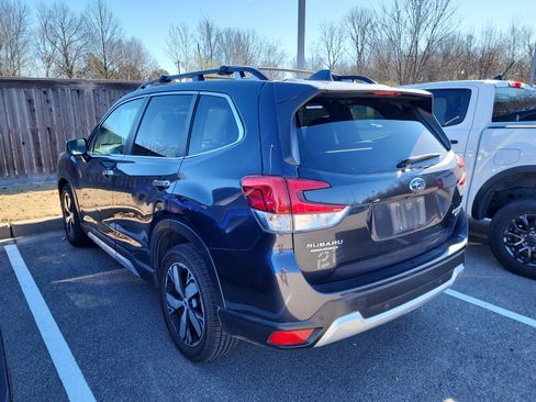 Used 2019 Subaru Forester Touring image 5