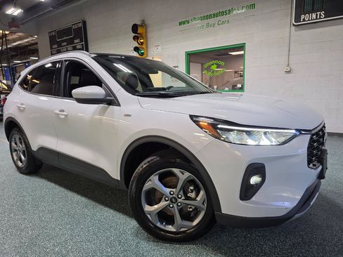 Used 2025 Ford Escape ST-Line Select w/ Tech Pack #1 AWD/4WD image 14