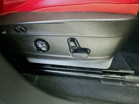 Used 2024 Alfa Romeo Stelvio Veloce image 24