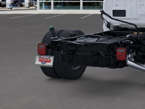 New 2025 Ford F450 XL w/ XL Chrome Package image 43