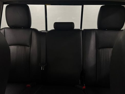 Used 2012 RAM 1500 Laramie RWD image 27