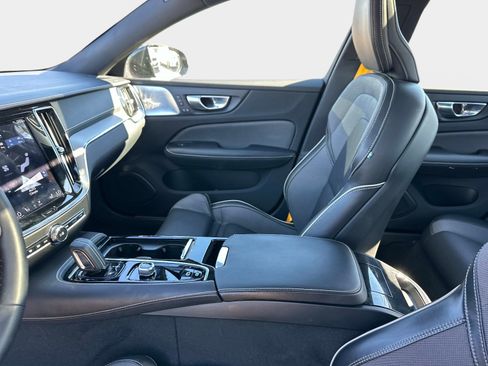 Used 2022 Volvo S60 T8 Polestar w/ Protection Package Premier image 23