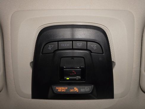 Certified 2025 Toyota Corolla LE image 18