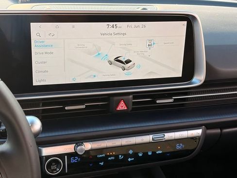 Used 2025 Hyundai Ioniq 6 SE RWD image 15