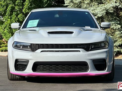 Used 2022 Dodge Charger SRT Hellcat w/ Harman/Kardon Audio Group image 9