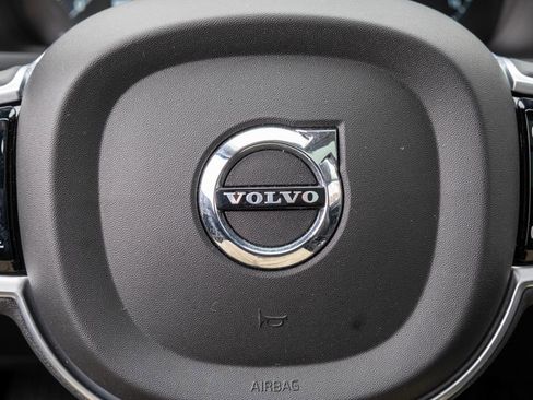 Used 2021 Volvo XC90 T8 Inscription image 24