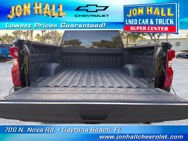 Used 2026 Chevrolet Silverado 2500 Custom w/ Custom Convenience Package AWD/4WD image 9