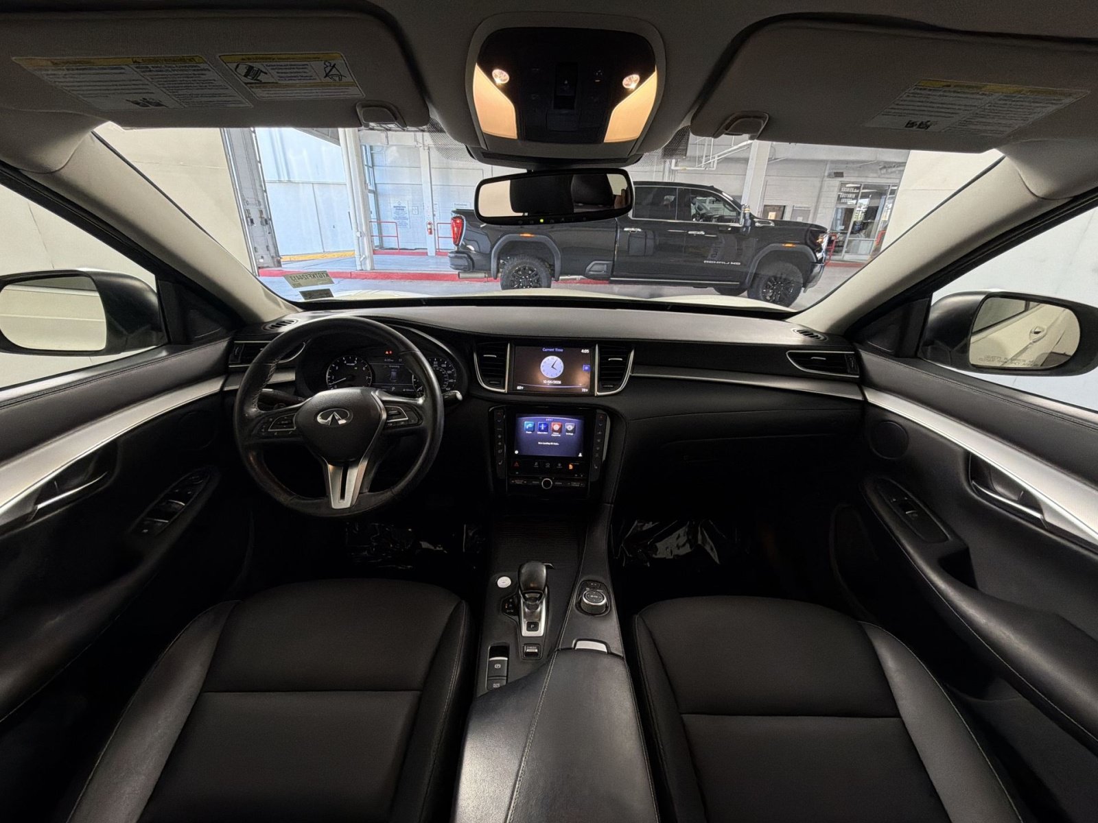 Used 2019 INFINITI QX50 Luxe AWD/4WD image 22