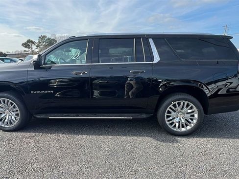 New 2026 Chevrolet Suburban Premier w/ Sun And Tow Package image 8