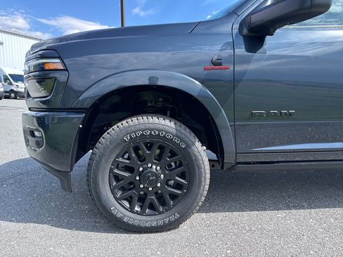 New 2026 RAM 3500 Limited AWD/4WD image 22