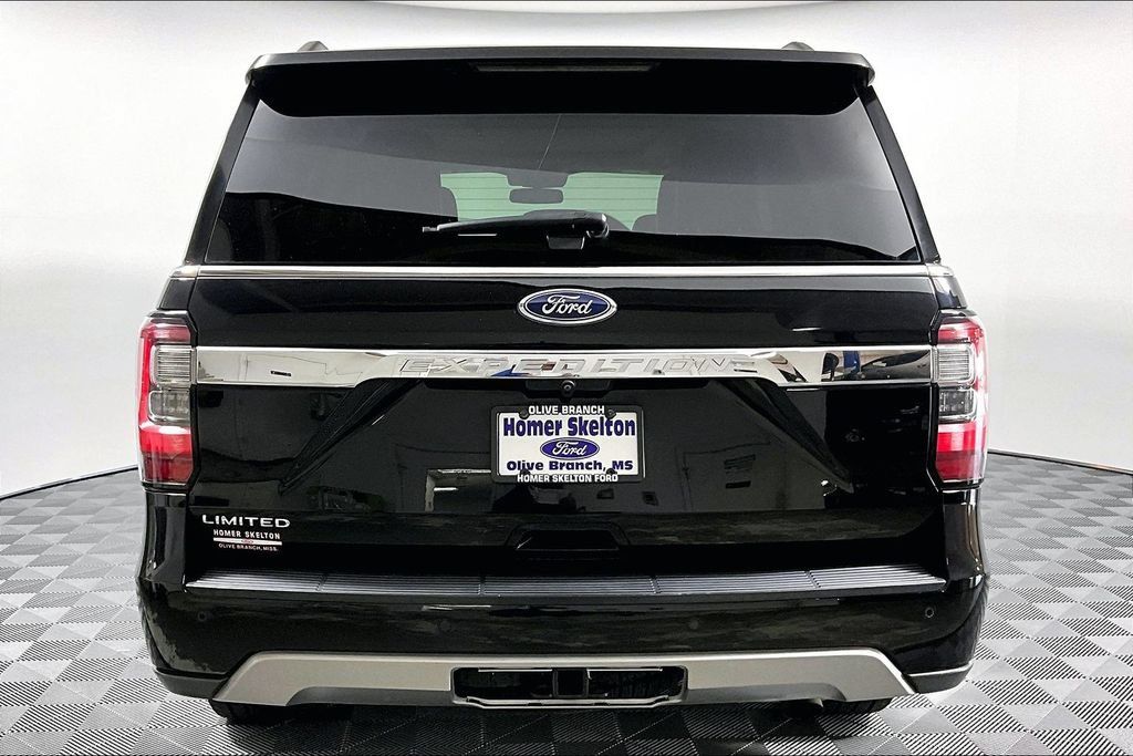 Used 2021 Ford Expedition Limited AWD/4WD image 4