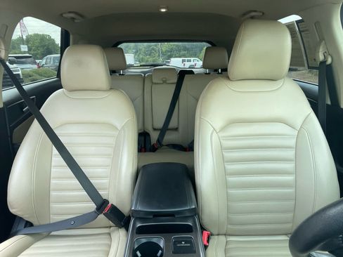 Used 2024 Ford Edge SEL AWD/4WD image 29