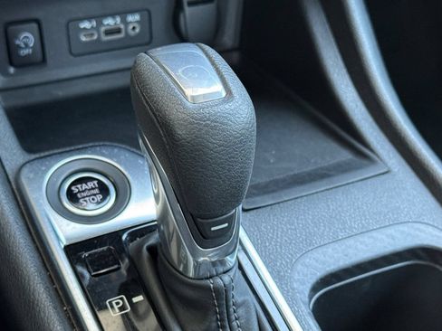 Used 2024 Nissan Sentra SV FWD image 20