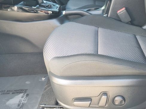 Certified 2025 Kia Soul S image 24