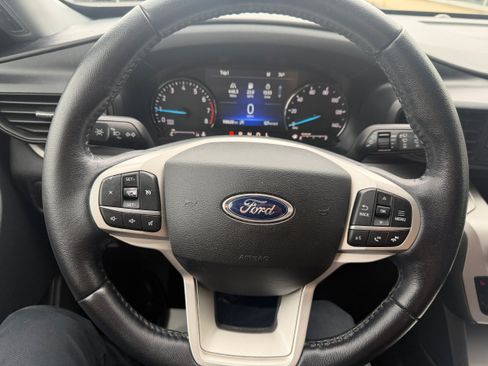 Certified 2021 Ford Explorer XLT AWD/4WD image 20