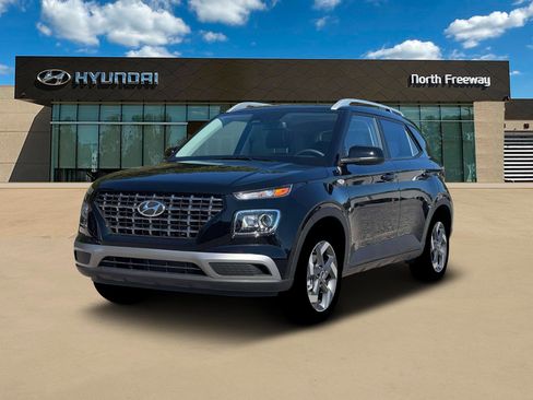 New 2026 Hyundai Venue SEL image 1