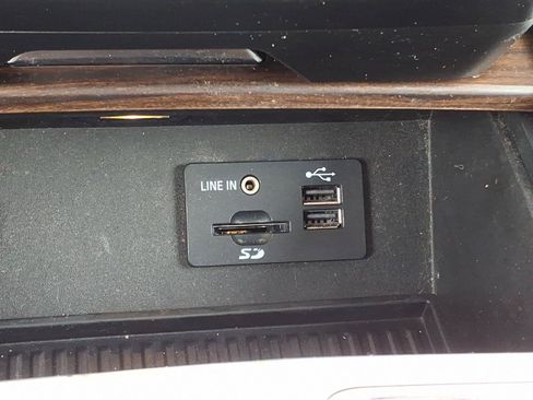 Used 2015 Ford F150 Lariat AWD/4WD image 19