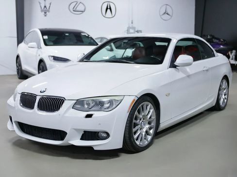 Used 2013 BMW 328i Convertible w/ M Sport Pkg RWD image 10