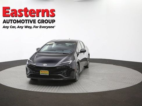 Used 2025 Toyota Prius LE FWD image 51