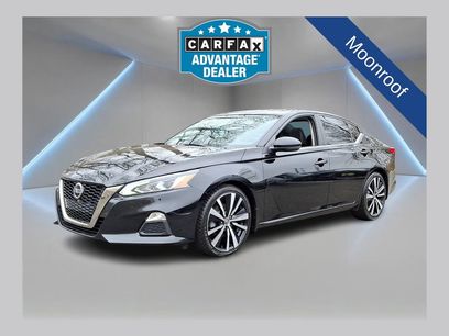Used 2021 Nissan Altima 2.5 SR w/ SR Premium Package