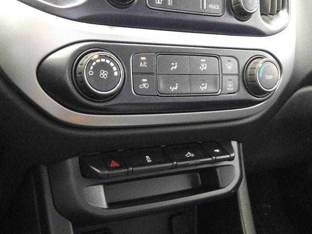 Used 2019 Chevrolet Colorado LT w/ LT Convenience Package AWD/4WD image 24