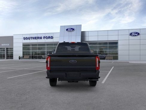 New 2026 Ford F250 Lariat w/ Black Appearance Package AWD/4WD image 5