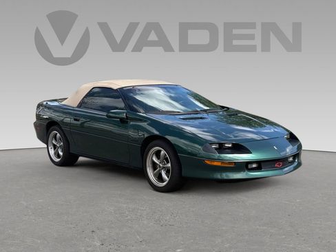Used 1995 Chevrolet Camaro Z28 image 1