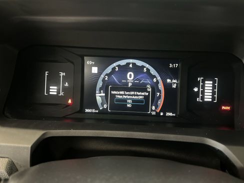 Used 2024 Toyota Tacoma SR5 AWD/4WD image 16