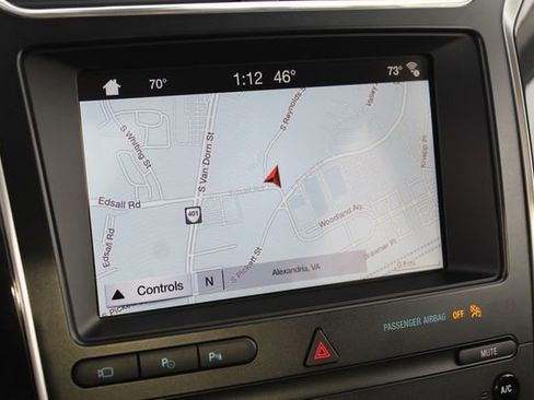 Used 2019 Ford Explorer Platinum image 19