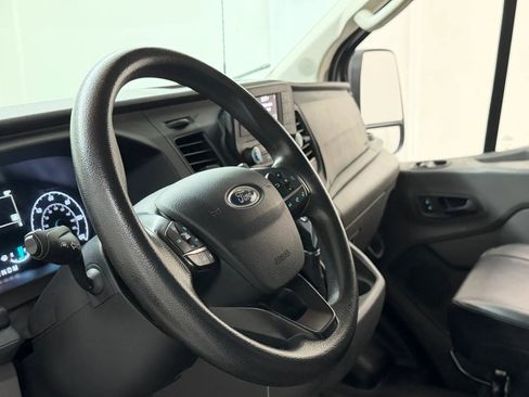 Used 2020 Ford Transit 150 Low Roof RWD image 15