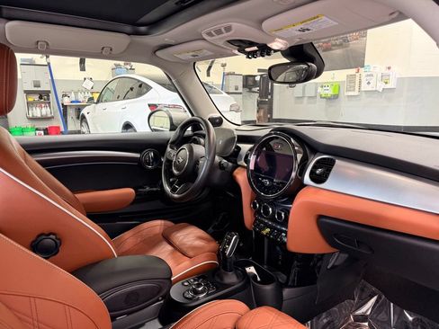 Certified 2024 MINI Cooper SE FWD image 24