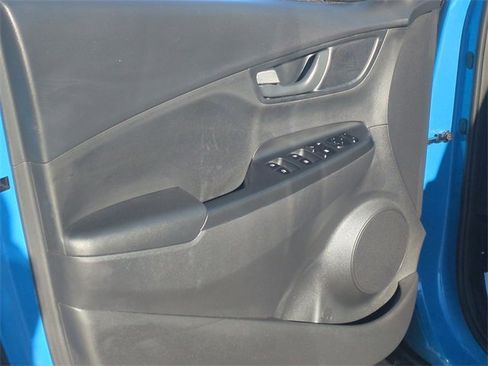 Used 2023 Hyundai Kona SEL image 19